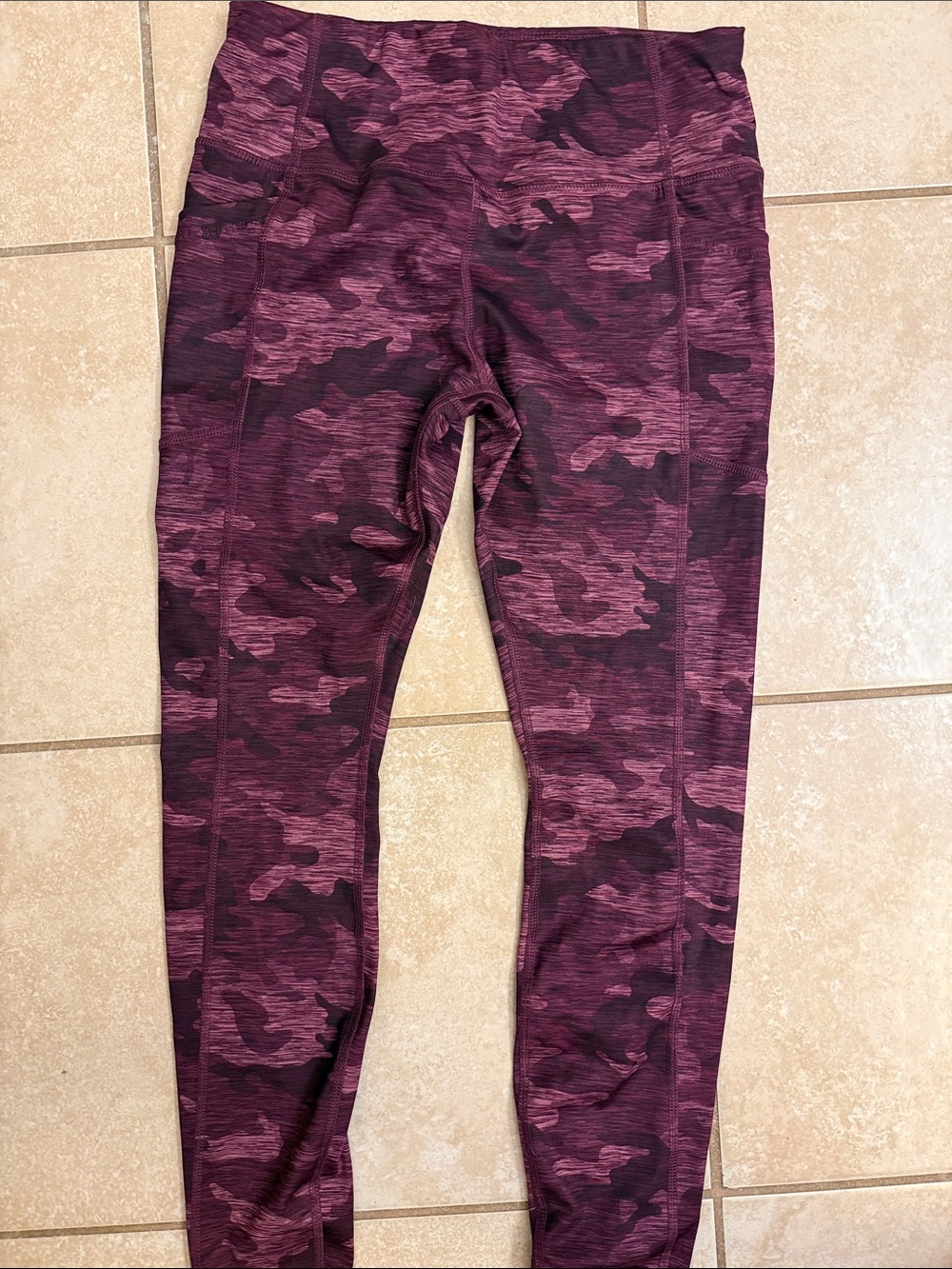 Avia Maroon Camo women’s Leggings